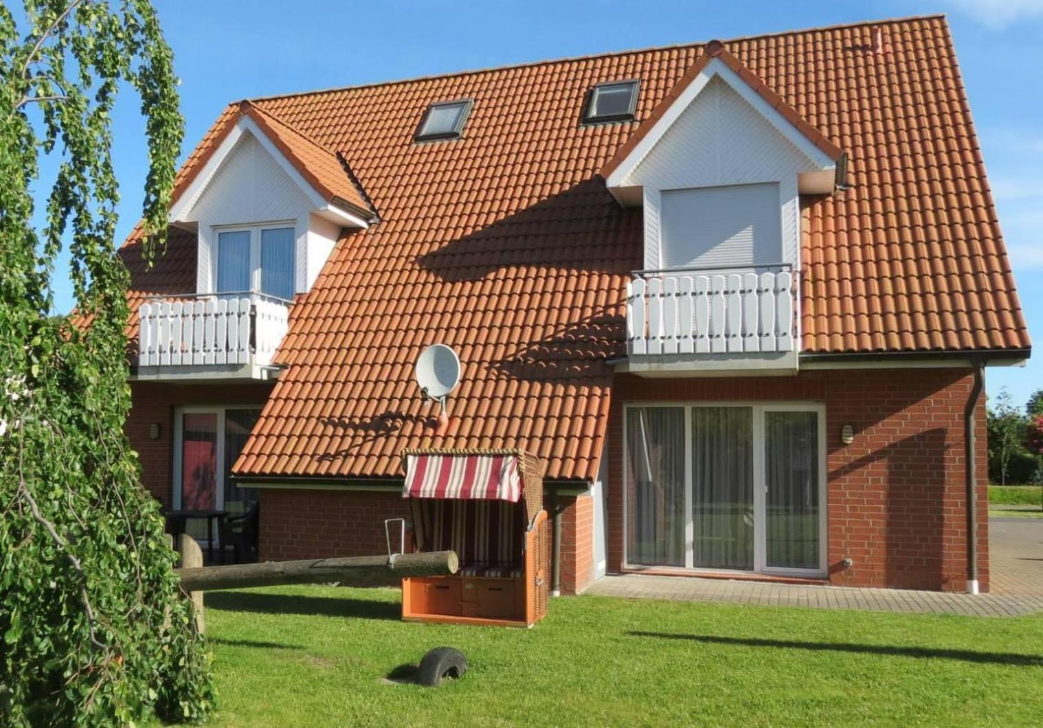 Ferienwohnungen Wiek, Haus Luv & Lee Вик Экстерьер фото