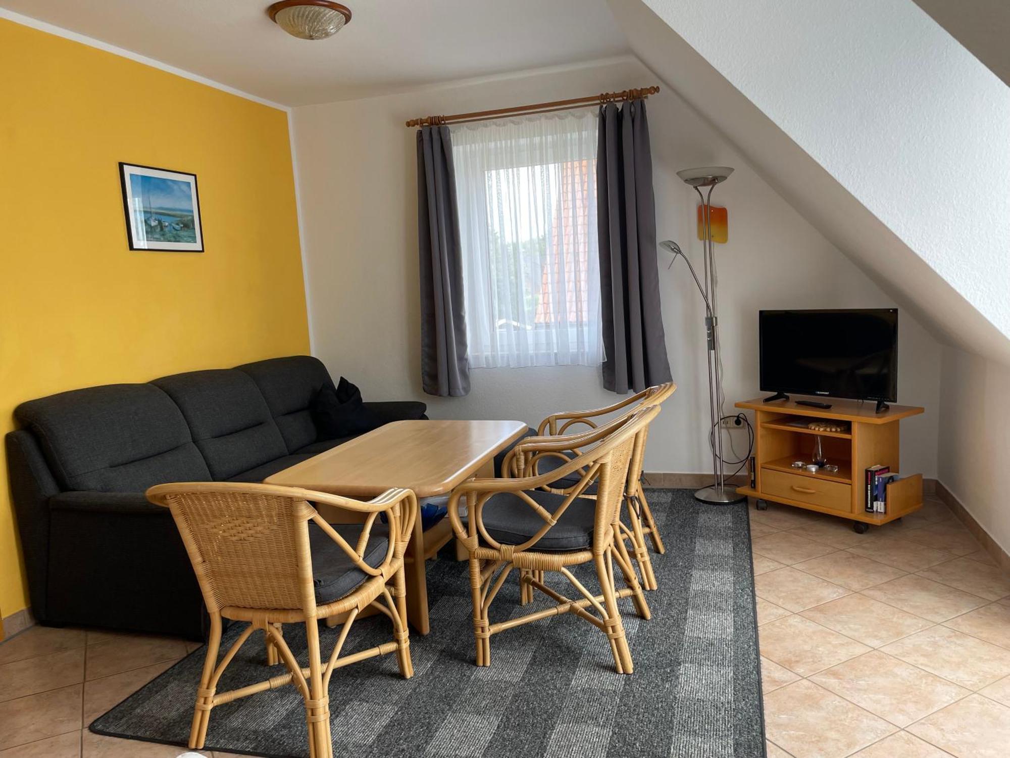 Ferienwohnungen Wiek, Haus Luv & Lee Вик Экстерьер фото